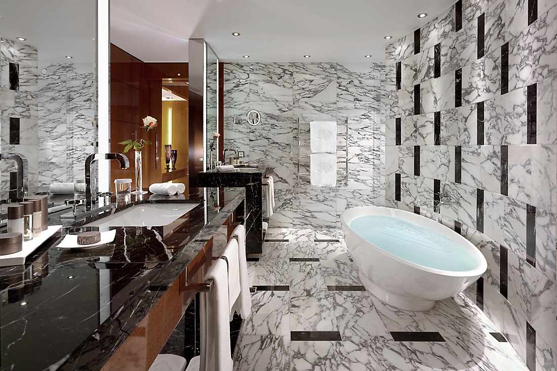Oriental Suite bathroom